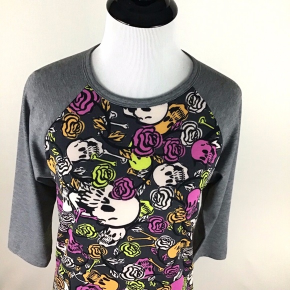 LuLaRoe Skulls Roses Neon Randy Tshirt XS NWT! - Picture 3 of 7